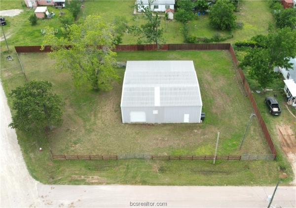 Listing Image #2 - Industrial for sale at 200 South Glass Street, Franklin TX 77856