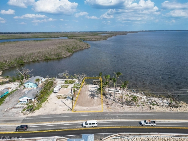Listing Image #2 - Land for sale at 4225-4227 Pine Island Road NW, Matlacha FL 33993