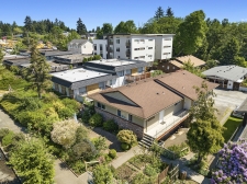 Listing Image #1 - Multi-family for sale at 9534 Interlake Ave N, Seattle WA 98103