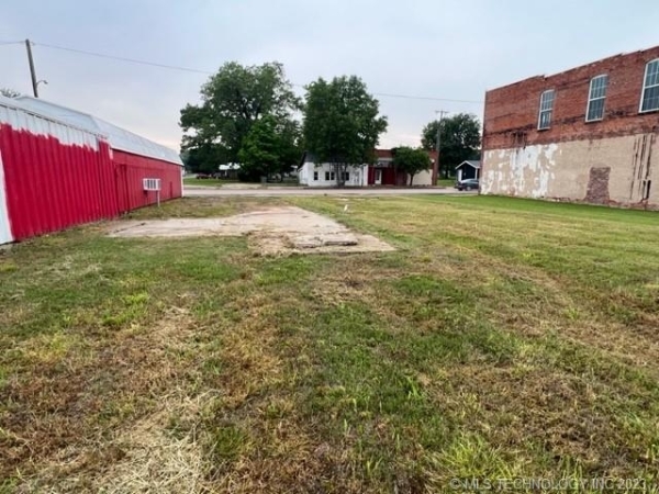 Listing Image #3 - Land for sale at Broadway Avenue, Beggs OK 74447