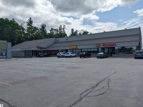Listing Image #2 - Retail for sale at 1133 W S Airport Road, Traverse City MI 49686