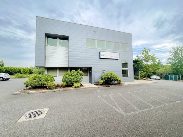 Listing Image #2 - Office for sale at 6444 Fairway Ave SE, Salem OR 97306