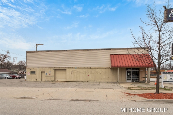 Listing Image #2 - Retail for sale at 2249 Division Avenue S, Grand Rapids MI 49507