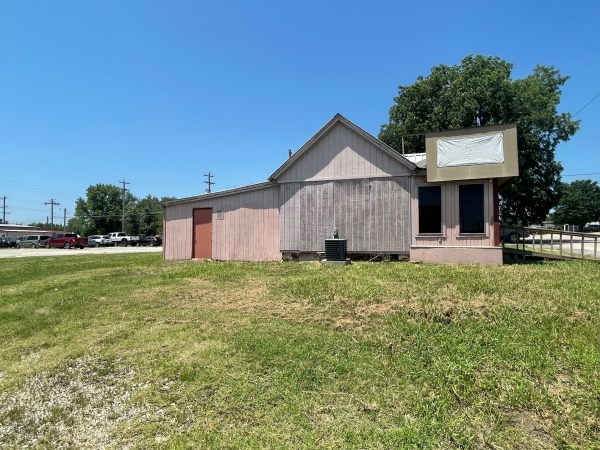 Listing Image #3 - Retail for sale at 300 W Caddo Street, Cleveland OK 74020