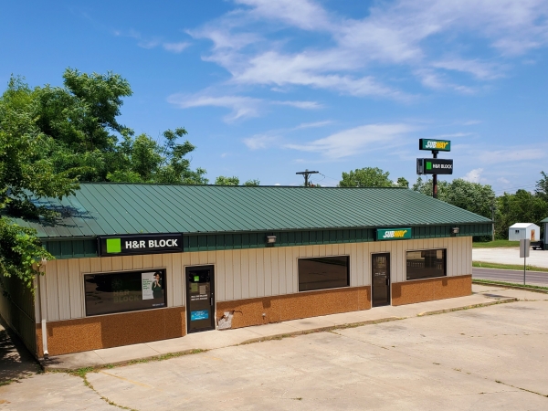 Listing Image #2 - Business for sale at 203 N. Pearl St, Milan MO 63556