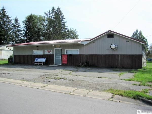 Listing Image #1 - Retail for sale at 318 Hebner Street, Jamestown NY 14701