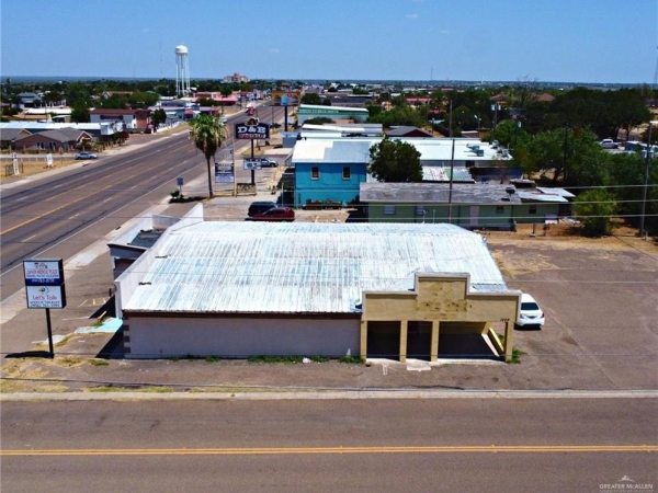 Listing Image #2 - Office for sale at 1611 N. US Highway 83, Zapata TX 78076