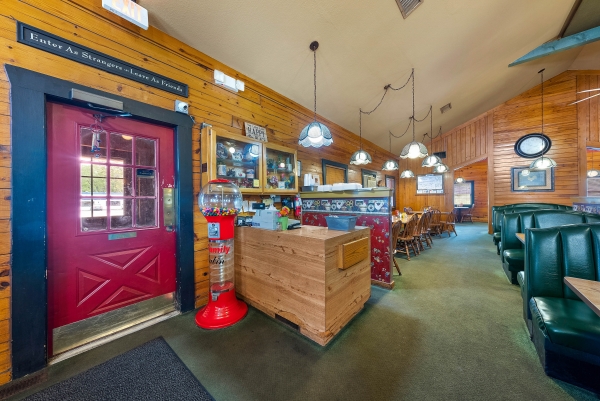 Listing Image #2 - Retail for sale at 347 N Scott Avenue, Belton MO 64012 Listing Image #2 - Retail for sale at 347 N Scott Avenue, Belton MO 64012