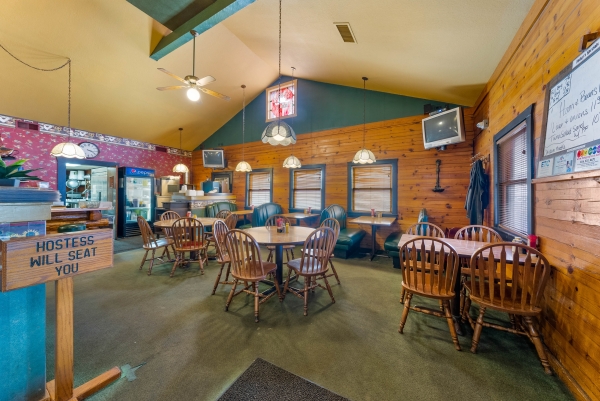 Listing Image #3 - Retail for sale at 347 N Scott Avenue, Belton MO 64012 Listing Image #3 - Retail for sale at 347 N Scott Avenue, Belton MO 64012