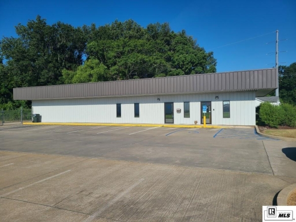 Listing Image #1 - Office for sale at 113 DOWNING PINES ROAD, West Monroe LA 71292