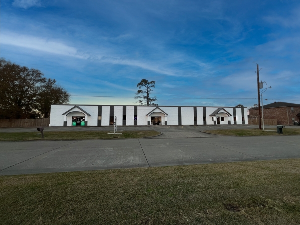 Listing Image #1 - Office for sale at 635 Petro Point Dr., Lake Charles LA 70607
