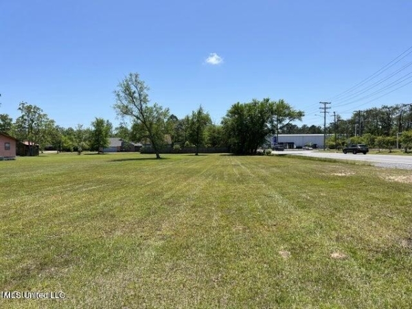 Listing Image #1 - Land for sale at 1 Davis Bayou Circle, Ocean Springs MS 39564