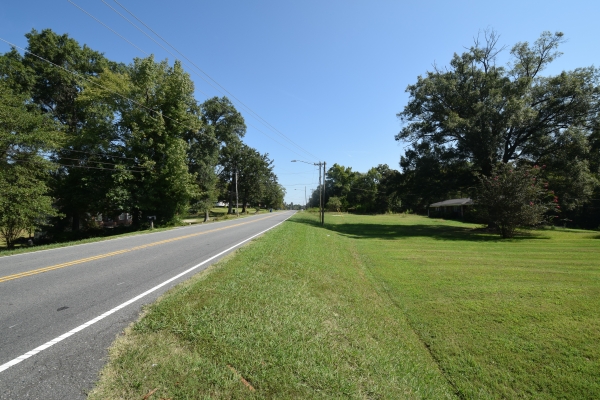Listing Image #2 - Industrial for sale at 1706 N Main Street, Mount Holly NC 28120 Listing Image #2 - Industrial for sale at 1706 N Main Street, Mount Holly NC 28120