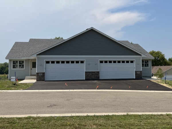 Listing Image #2 - Multi-family for sale at 685 Heritage Ln, Hammond WI 54015 Listing Image #2 - Multi-family for sale at 685 Heritage Ln, Hammond WI 54015