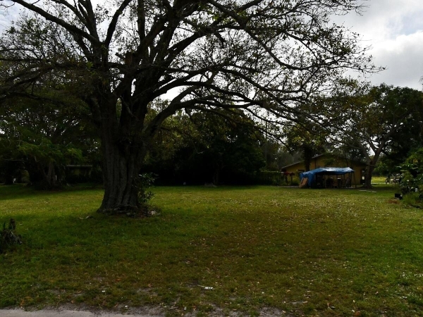 Listing Image #1 - Land for sale at 1809 Orange Avenue, Fort Pierce FL 34950