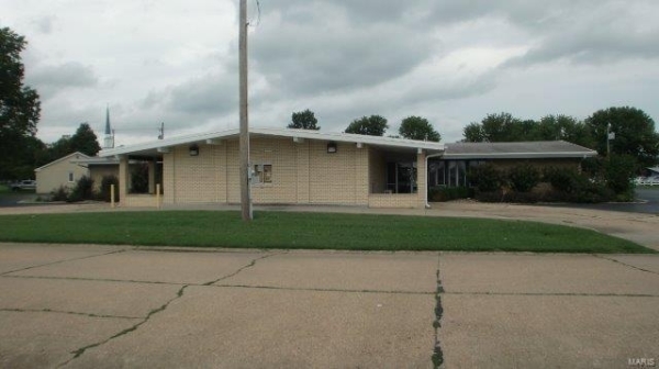 Listing Image #2 - Others for sale at 808 E Wakefield Avenue, Sikeston MO 63801