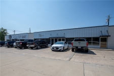 Listing Image #1 - Office for sale at 104 N 12th Street, Rogers AR 72756