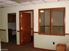 Listing Image #3 - Office for sale at 2100 14th Street, Pascagoula MS 39567