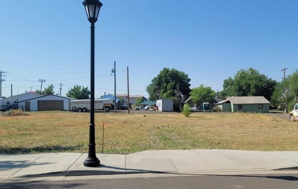 Listing Image #1 - Others for sale at Tbd Illinois Avenue, Council ID 83612