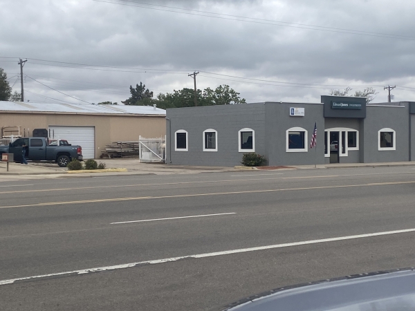 Listing Image #2 - Office for sale at 1921 - 1925 N Hobart, Pampa TX 79065