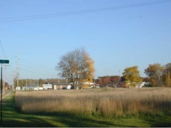 Listing Image #2 - Land for sale at 820 OLSON Street, SHAWANO WI 54166