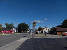 Listing Image #2 - Retail for sale at 230 E GREEN BAY Street, SHAWANO WI 54166