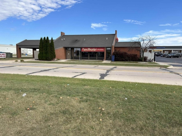 Listing Image #3 - Retail for sale at 2235 MAIN Street, GREEN BAY WI 54302
