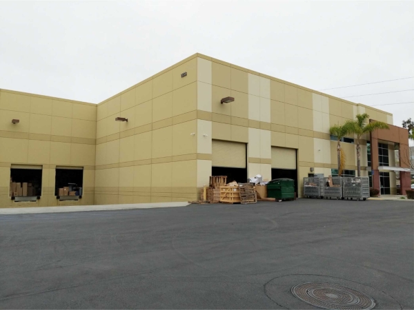 Industrial for Sale - 1338 Rocky Point Dr, Oceanside CA