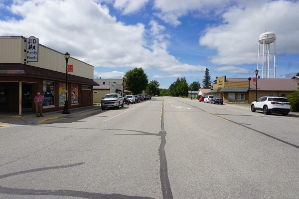 Listing Image #3 - Retail for sale at 404 Main St, Littlefork MN 56653