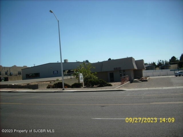 Listing Image #1 - Others for sale at 305 E 20TH Street, Farmington NM 87401