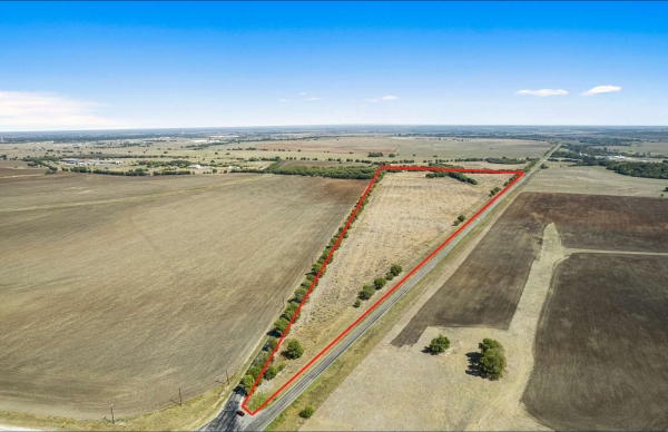 Listing Image #2 - Land for sale at 3045 Mother Neff Parkway, McGregor TX 76657