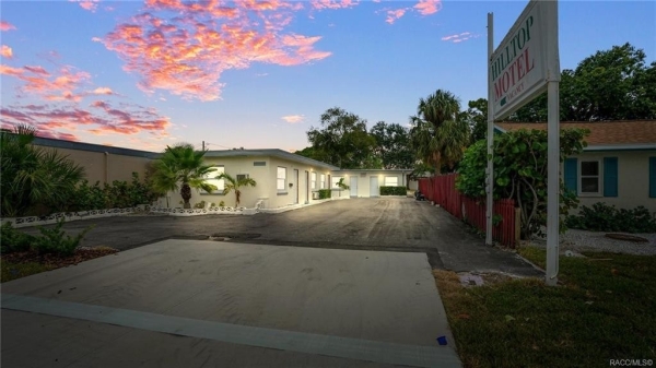 Listing Image #2 - Others for sale at 1466 Gulf To Bay Boulevard, Clearwater FL 33755