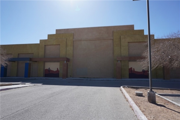Listing Image #3 - Retail for sale at 22391 Bear Valley Road, Apple Valley CA 92308