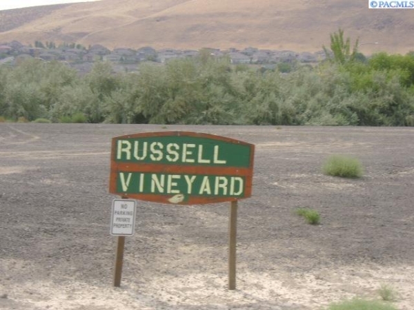 Listing Image #1 - Land for sale at 691 Windmill Road, Richland WA 99352