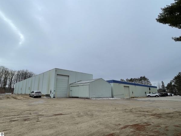 Listing Image #2 - Industrial for sale at 6086 W M-115, Mesick MI 49668 Listing Image #2 - Industrial for sale at 6086 W M-115, Mesick MI 49668