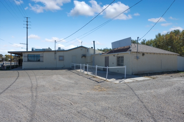 Listing Image #2 - Others for sale at 921 E River Road, Belen NM 87002