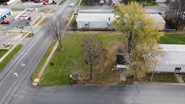 Listing Image #3 - Land for sale at 1402 E 9th St, Trenton MO 64683