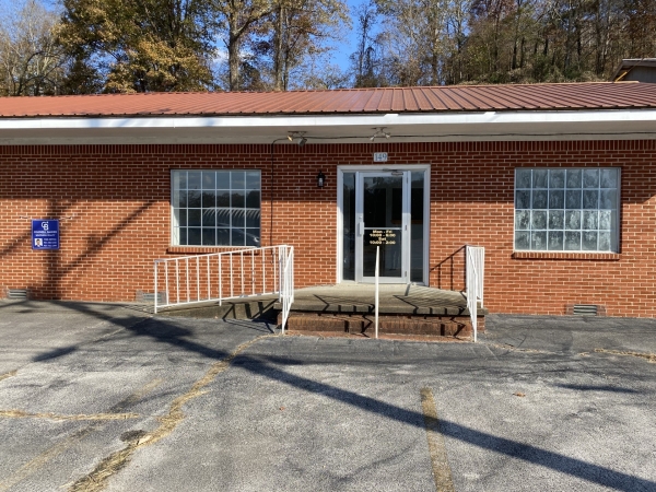 Listing Image #1 - Office for sale at 149 Linden Rd, Centerville TN 37033