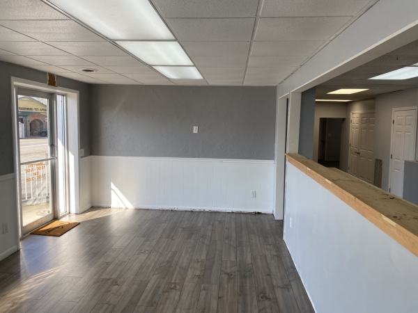 Listing Image #3 - Office for sale at 149 Linden Rd, Centerville TN 37033