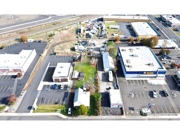 Listing Image #1 - Industrial for sale at 128 SW 20TH ST, Pendleton OR 97801