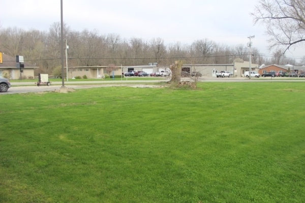 Listing Image #3 - Land for sale at 927 W Walnut Street, Albany IN 47320