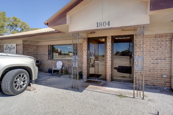 Listing Image #3 - Office for sale at 1804 Chico Highway, Bridgeport TX 76426