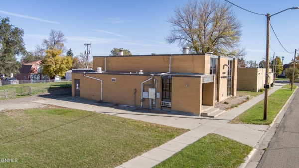 Listing Image #2 - Industrial for sale at 146 Main Street, Hazen ND 58545