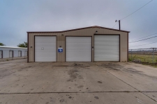 Listing Image #1 - Industrial for sale at 108 W Gillum Street, Grandview TX 76050