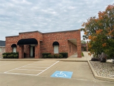 Listing Image #1 - Office for sale at 504 N Ridgeway Drive, Cleburne TX 76033