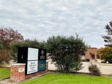 Listing Image #3 - Office for sale at 504 N Ridgeway Drive, Cleburne TX 76033