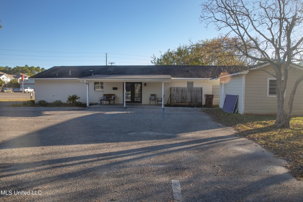 Listing Image #3 - Office for sale at 1966 Popps Ferry Road, Biloxi MS 39532