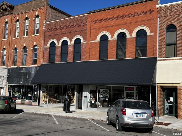 Listing Image #1 - Others for sale at 120 N SIDE Square, Macomb IL 61455