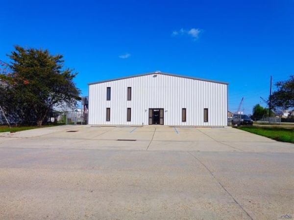 Listing Image #2 - Industrial for sale at 3517 Industrial Ave. A, Houma LA 70363