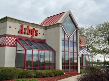 Retail for sale in Indianapolis, IN